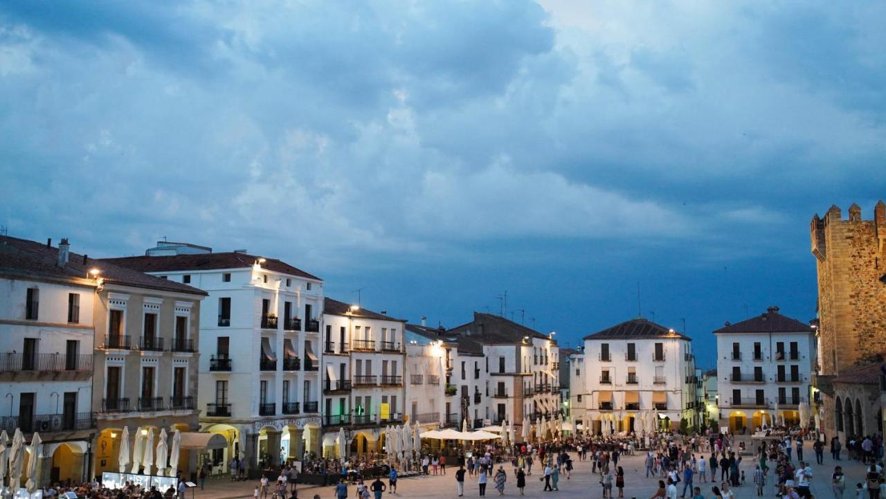 Apartamentos Soho Boutique Plaza Mayor Caces Eksteriør billede